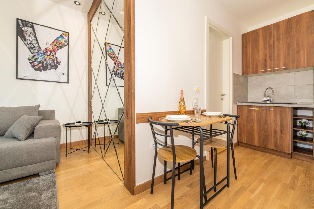 Modern Luxury In Belgrade Waterfront With Views Daire Dış mekan fotoğraf