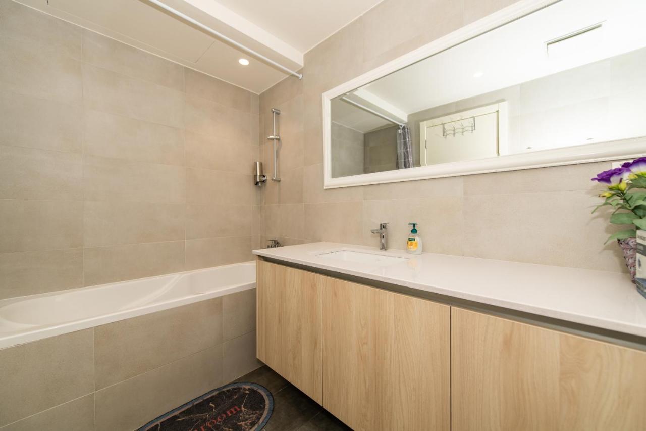 Modern Luxury In Belgrade Waterfront With Views Daire Dış mekan fotoğraf