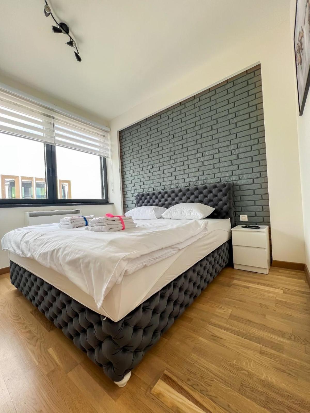 Modern Luxury In Belgrade Waterfront With Views Daire Dış mekan fotoğraf