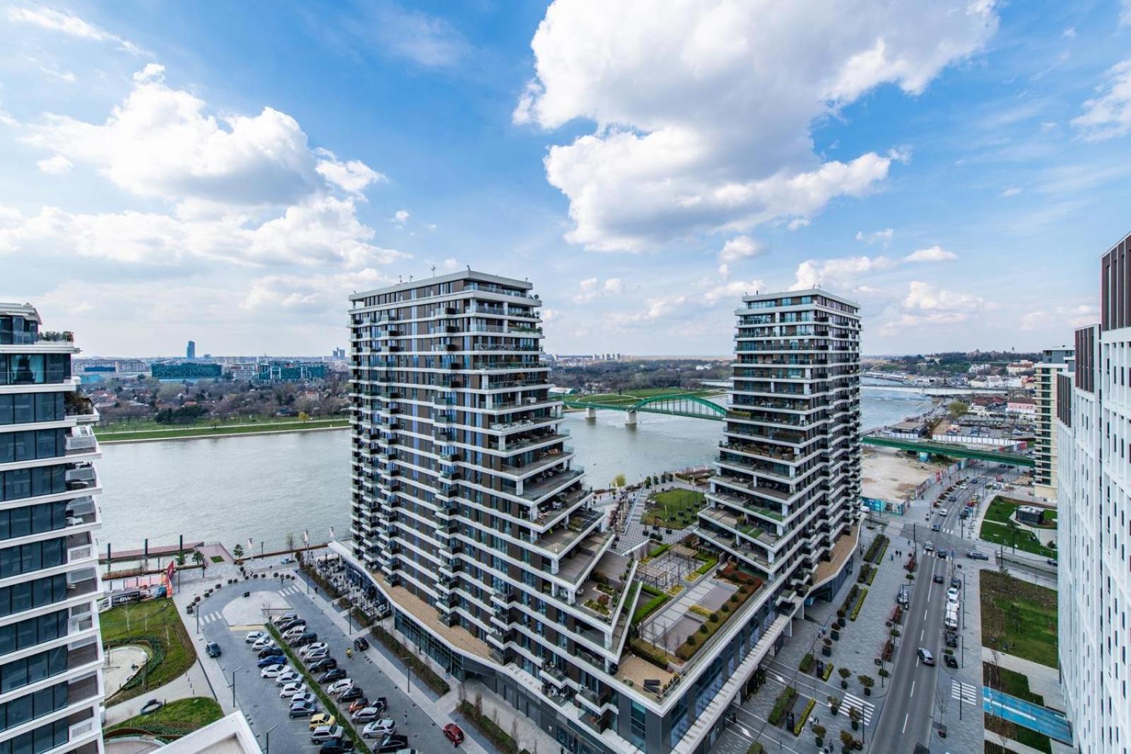Modern Luxury In Belgrade Waterfront With Views Daire Dış mekan fotoğraf